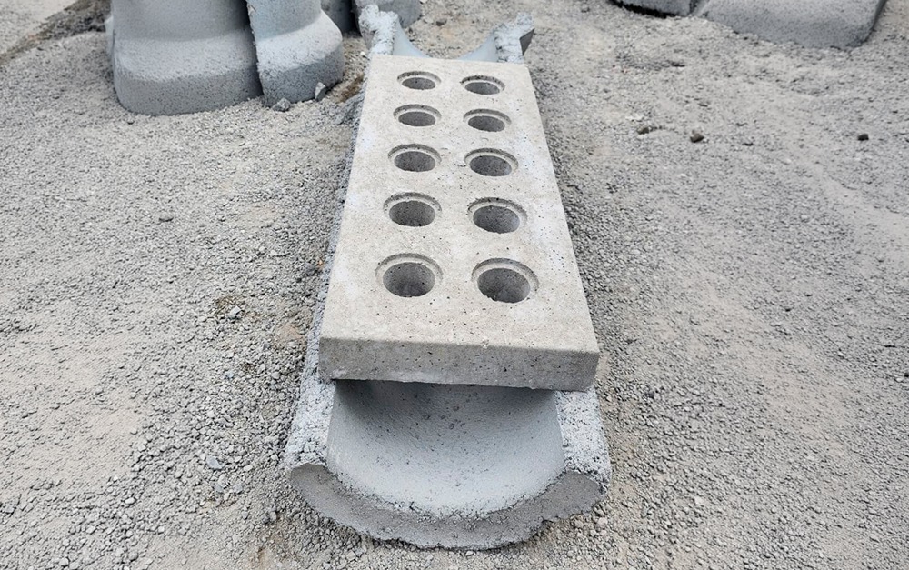 Saiba como a grelha de concreto garante eficiência e durabilidade em sistemas de drenagem urbana, industrial e condominial.